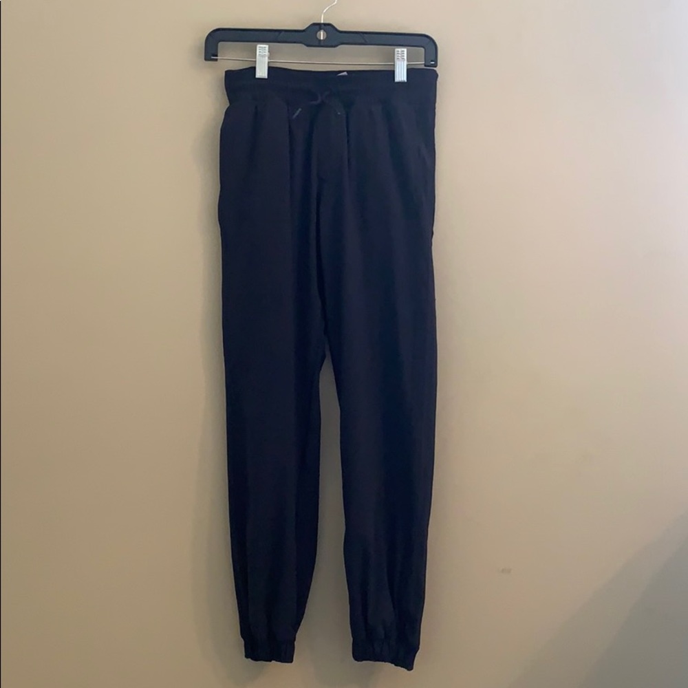 Ivivva Black Joggers